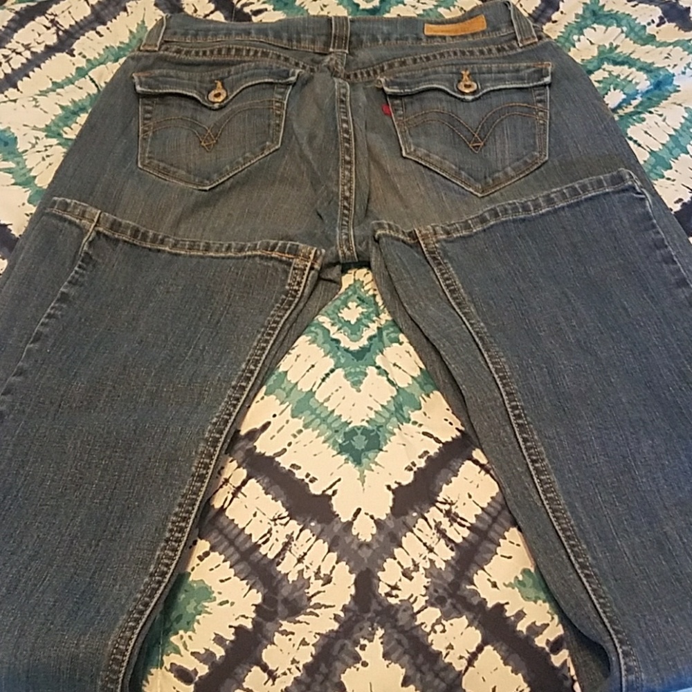 Levi jeans